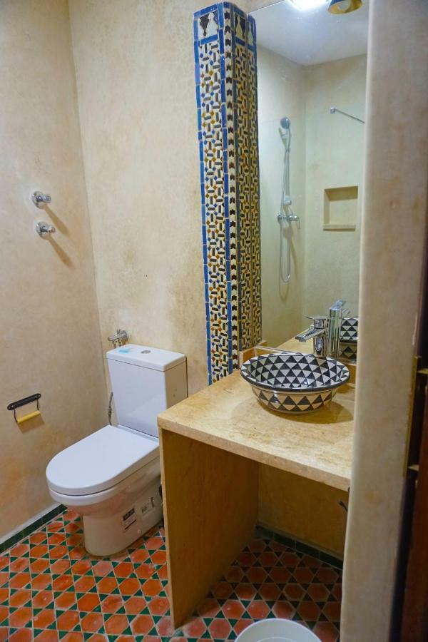 לינה וארוחת בוקר Tétouan Dar Fama מראה חיצוני תמונה